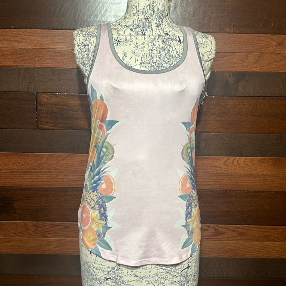 No Brand Tag Scoop Neck Light Pink Fruits and Flowers Tank Top